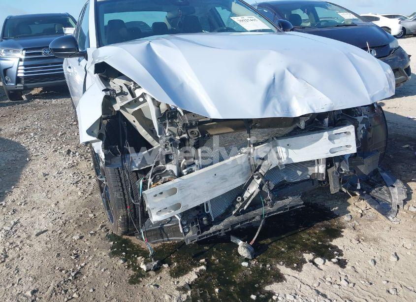 Photo 6 of 2023 Nissan Altima SR FWD (VIN 1N4BL4CV4PN382695)