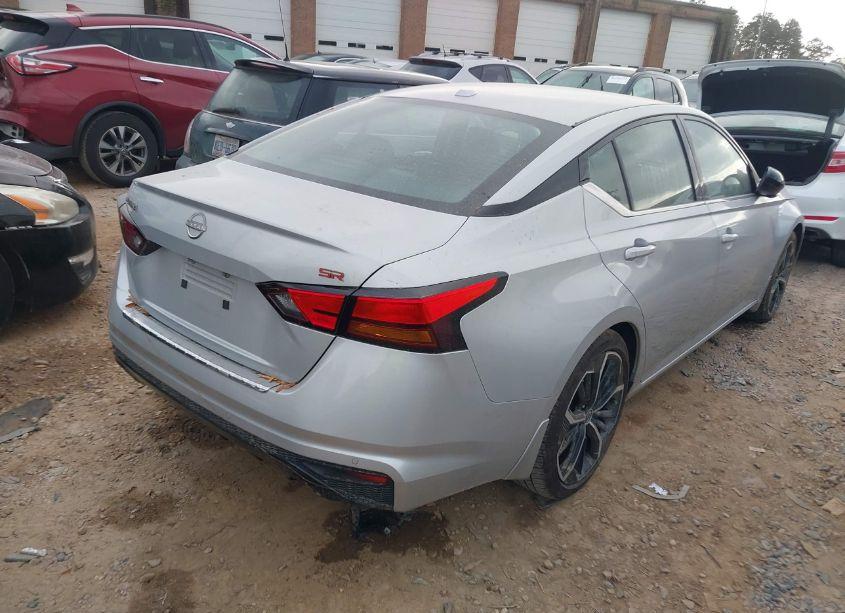 Photo 4 of 2023 Nissan Altima SR FWD (VIN 1N4BL4CV4PN389114)