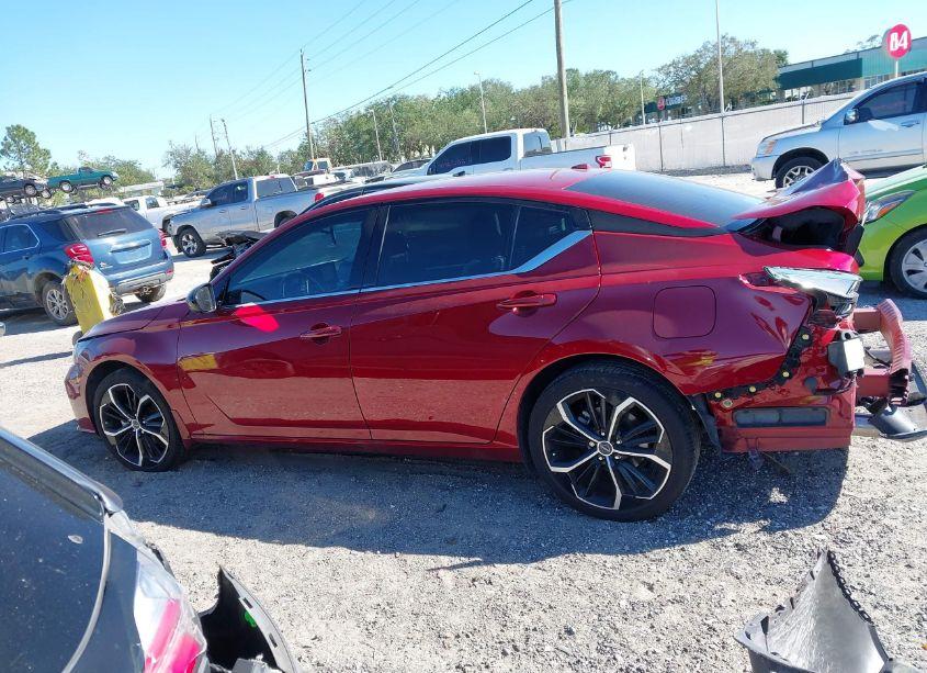 Photo 15 of 2024 Nissan Altima SR FWD (VIN 1N4BL4CV4RN300788)
