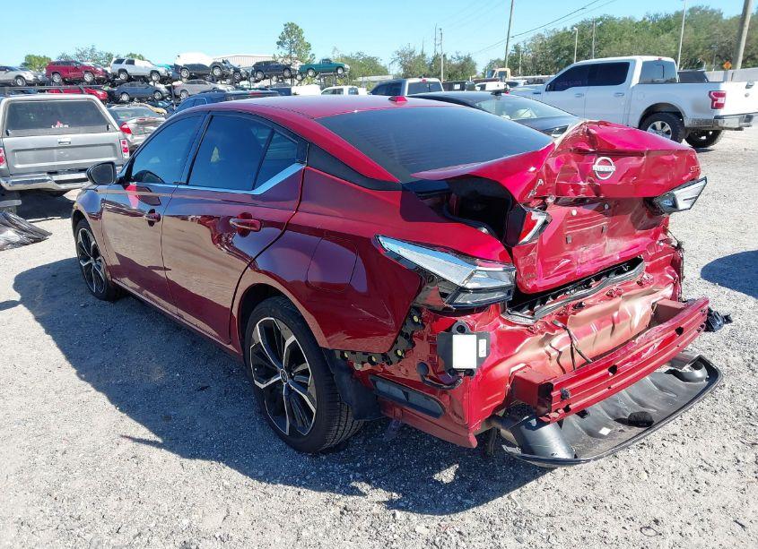 Photo 3 of 2024 Nissan Altima SR FWD (VIN 1N4BL4CV4RN300788)