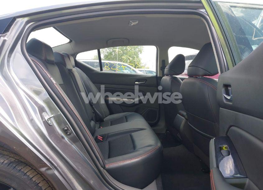 Photo 8 of 2024 Nissan Altima SR FWD (VIN 1N4BL4CV4RN333368)