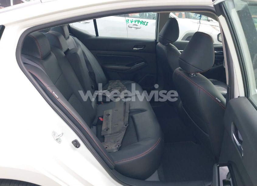 Photo 8 of 2024 Nissan Altima SR FWD (VIN 1N4BL4CV4RN337582)