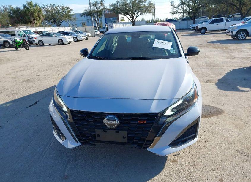 Photo 12 of 2024 Nissan Altima SR FWD (VIN 1N4BL4CV4RN358836)