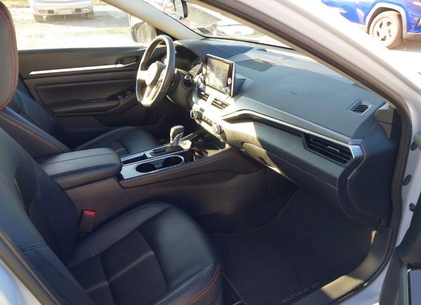 Photo 5 of 2024 Nissan Altima SR FWD (VIN 1N4BL4CV4RN358836)