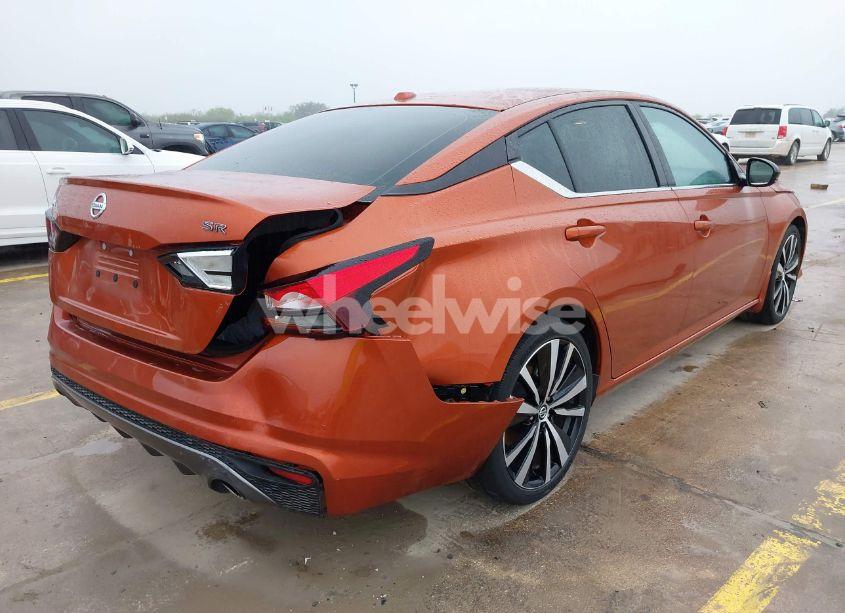 Photo 4 of 2019 Nissan Altima 2.5 SR (VIN 1N4BL4CV5KC103629)