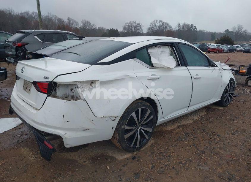 Photo 4 of 2019 Nissan Altima 2.5 SR (VIN 1N4BL4CV5KC109415)