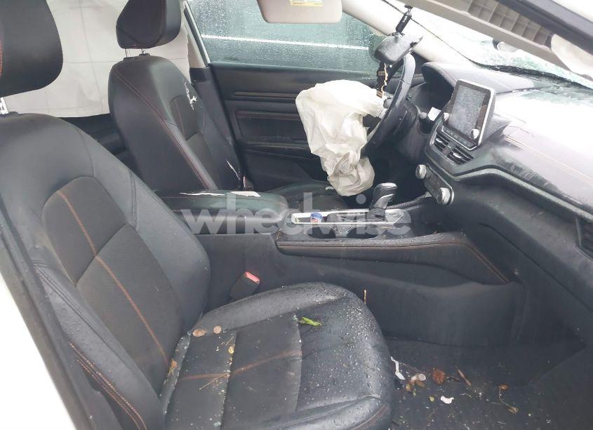 Photo 5 of 2019 Nissan Altima 2.5 SR (VIN 1N4BL4CV5KC109415)