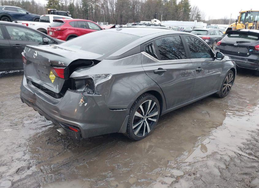 Photo 4 of 2019 Nissan Altima 2.5 SR (VIN 1N4BL4CV5KC134640)
