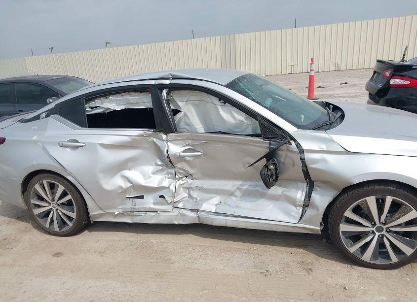 Photo 13 of 2019 Nissan Altima 2.5 SR (VIN 1N4BL4CV5KC149901)