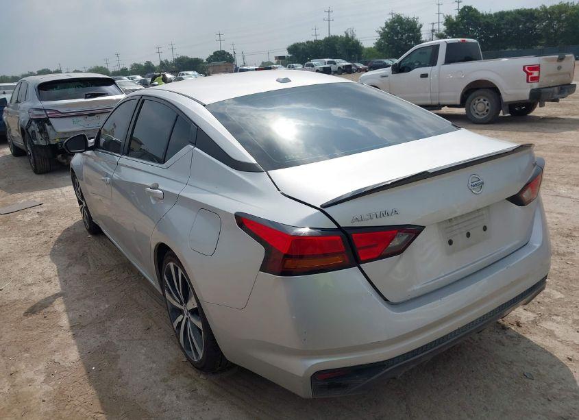 Photo 3 of 2019 Nissan Altima 2.5 SR (VIN 1N4BL4CV5KC149901)