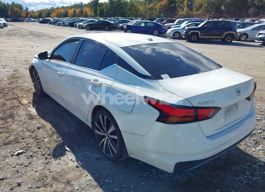 Photo 3 of 2019 Nissan Altima 2.5 SR (VIN 1N4BL4CV5KC152068)