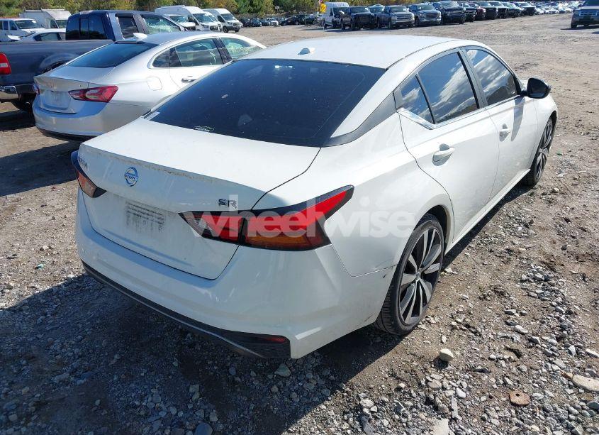 Photo 4 of 2019 Nissan Altima 2.5 SR (VIN 1N4BL4CV5KC152068)