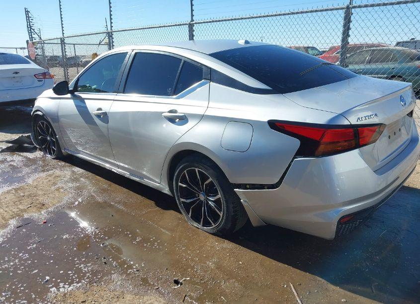 Photo 3 of 2019 Nissan Altima 2.5 SR (VIN 1N4BL4CV5KC248234)