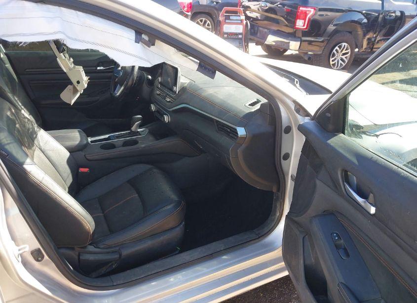 Photo 5 of 2019 Nissan Altima 2.5 SR (VIN 1N4BL4CV5KC248234)