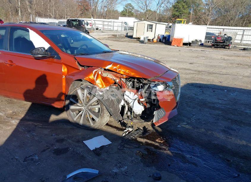 Photo 6 of 2020 Nissan Altima SR FWD (VIN 1N4BL4CV5LC126197)