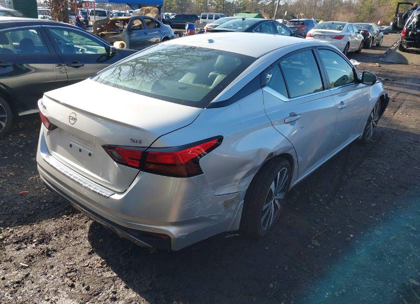 Photo 6 of 2020 Nissan Altima SR FWD (VIN 1N4BL4CV5LC126894)