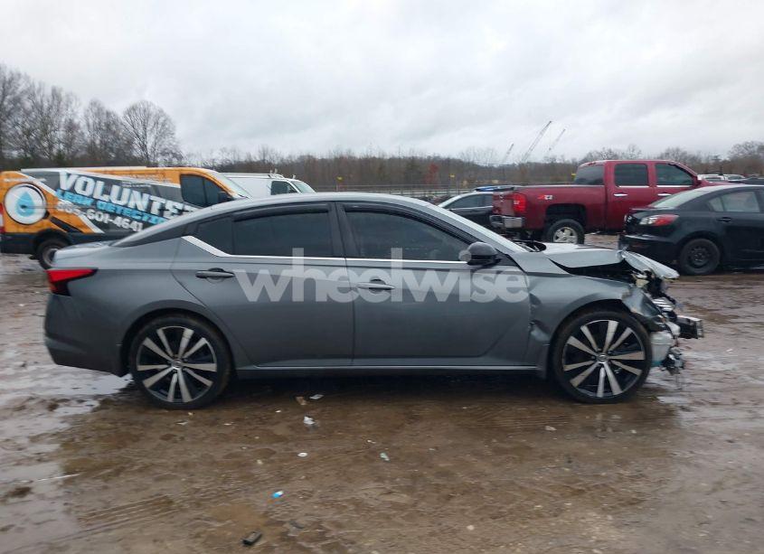 Photo 13 of 2020 Nissan Altima SR FWD (VIN 1N4BL4CV5LC147308)
