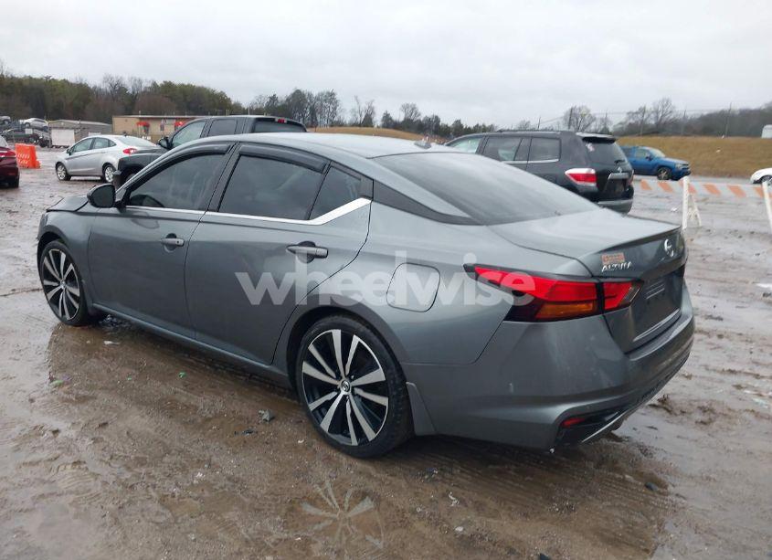 Photo 3 of 2020 Nissan Altima SR FWD (VIN 1N4BL4CV5LC147308)