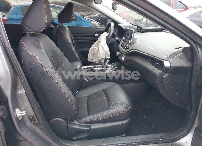 Photo 5 of 2020 Nissan Altima SR FWD (VIN 1N4BL4CV5LC147308)