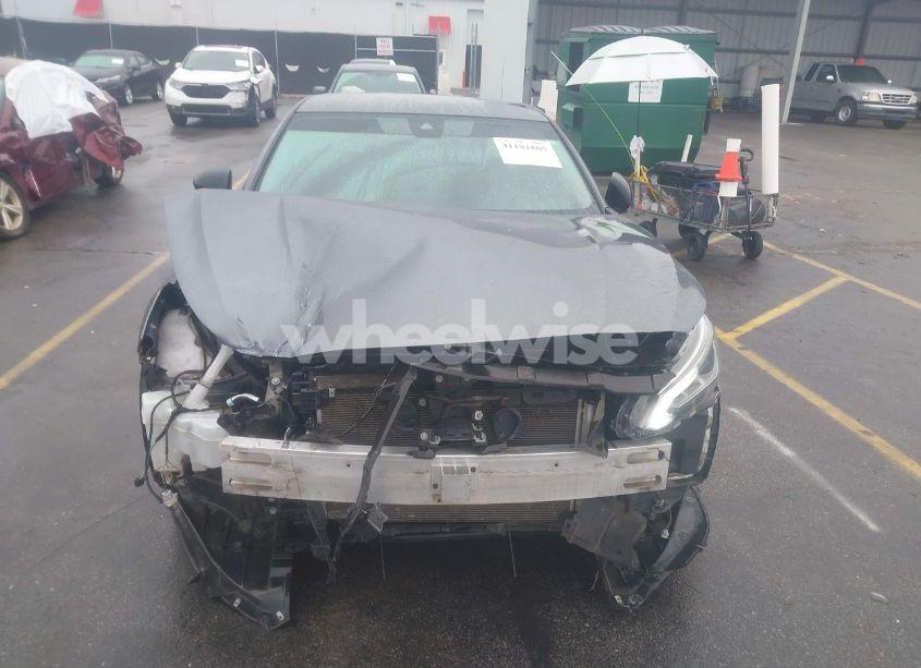 Photo 13 of 2020 Nissan Altima SR FWD (VIN 1N4BL4CV5LC168563)