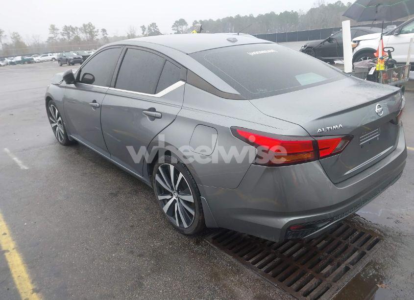 Photo 3 of 2020 Nissan Altima SR FWD (VIN 1N4BL4CV5LC168563)