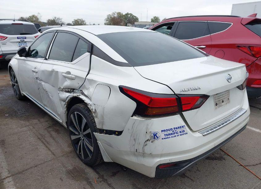 Photo 3 of 2020 Nissan Altima SR FWD (VIN 1N4BL4CV5LC179322)