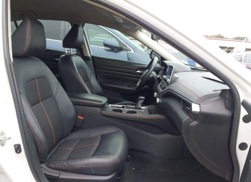 Photo 5 of 2020 Nissan Altima SR FWD (VIN 1N4BL4CV5LC179322)