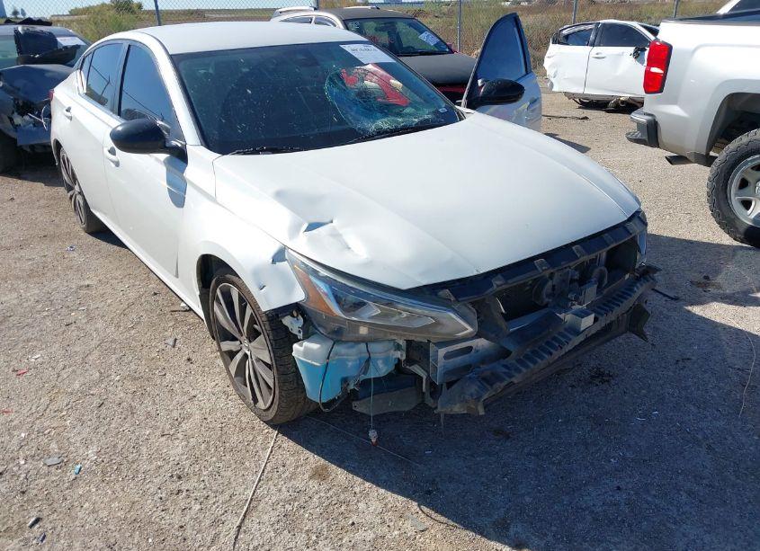 Photo 6 of 2020 Nissan Altima SR FWD (VIN 1N4BL4CV5LC182365)