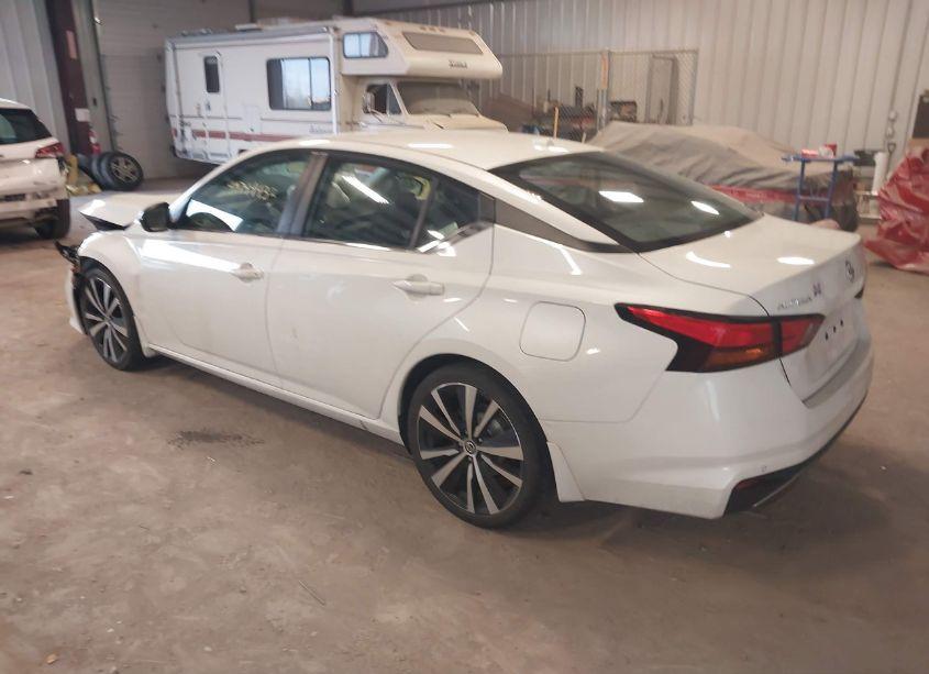 Photo 3 of 2020 Nissan Altima SR FWD (VIN 1N4BL4CV5LC187629)