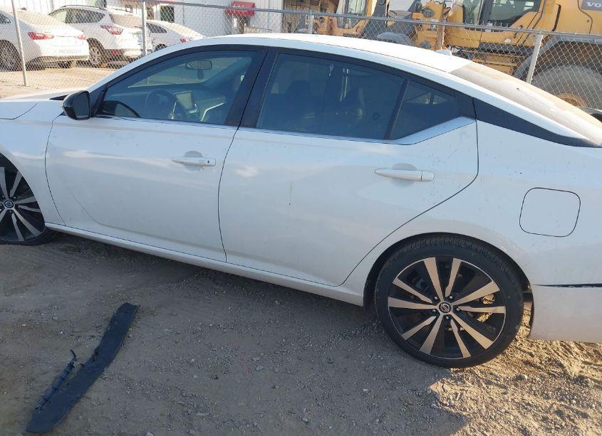 Photo 15 of 2020 Nissan Altima SR FWD (VIN 1N4BL4CV5LC231886)