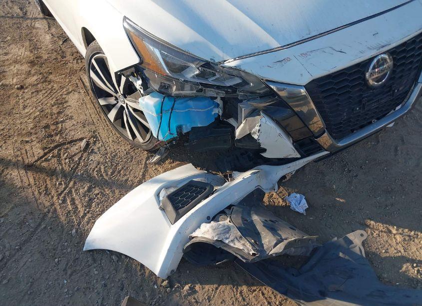 Photo 6 of 2020 Nissan Altima SR FWD (VIN 1N4BL4CV5LC231886)