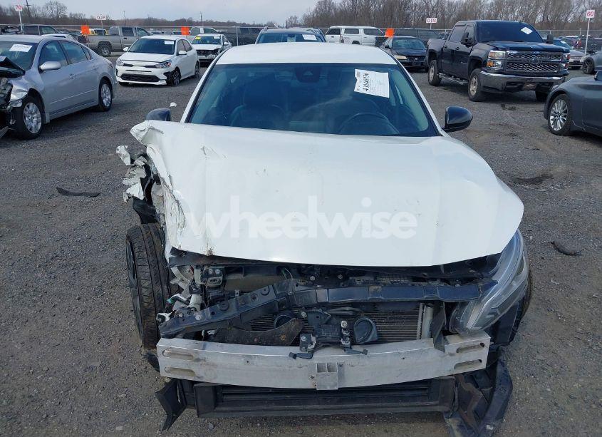 Photo 13 of 2020 Nissan Altima SR FWD (VIN 1N4BL4CV5LC240488)