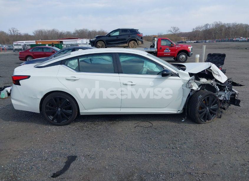 Photo 14 of 2020 Nissan Altima SR FWD (VIN 1N4BL4CV5LC240488)