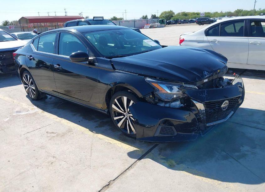 2021 Nissan Altima SR FWD (VIN 1N4BL4CV5MN340631) main photo