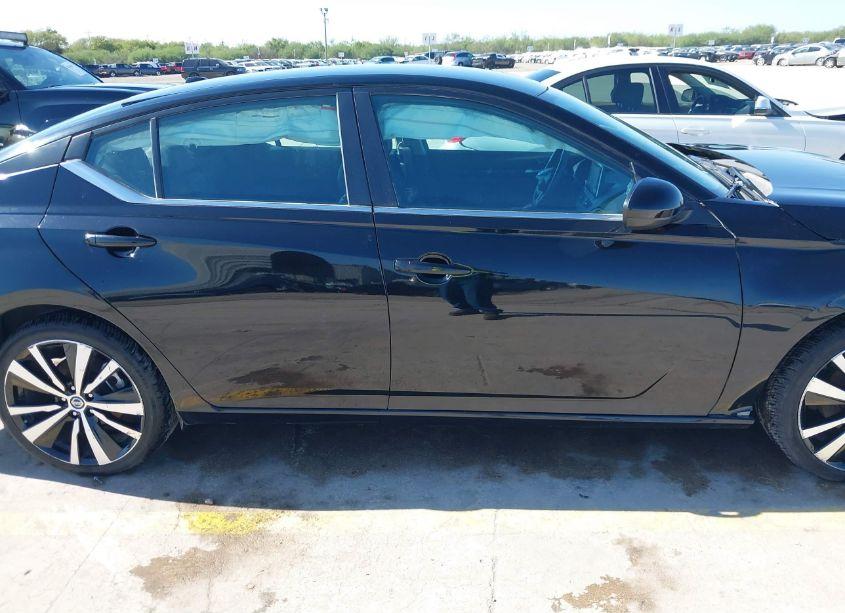 Photo 14 of 2021 Nissan Altima SR FWD (VIN 1N4BL4CV5MN340631)