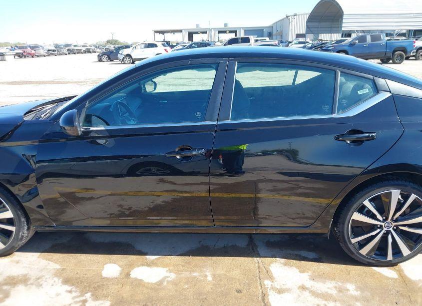 Photo 15 of 2021 Nissan Altima SR FWD (VIN 1N4BL4CV5MN340631)