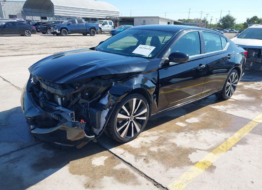 Photo 2 of 2021 Nissan Altima SR FWD (VIN 1N4BL4CV5MN340631)