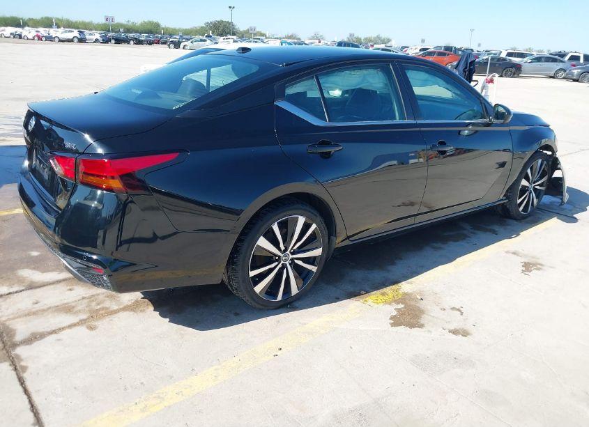 Photo 4 of 2021 Nissan Altima SR FWD (VIN 1N4BL4CV5MN340631)