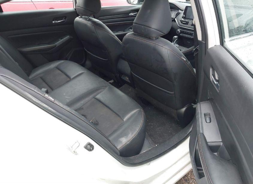 Photo 8 of 2021 Nissan Altima SR FWD (VIN 1N4BL4CV5MN363536)