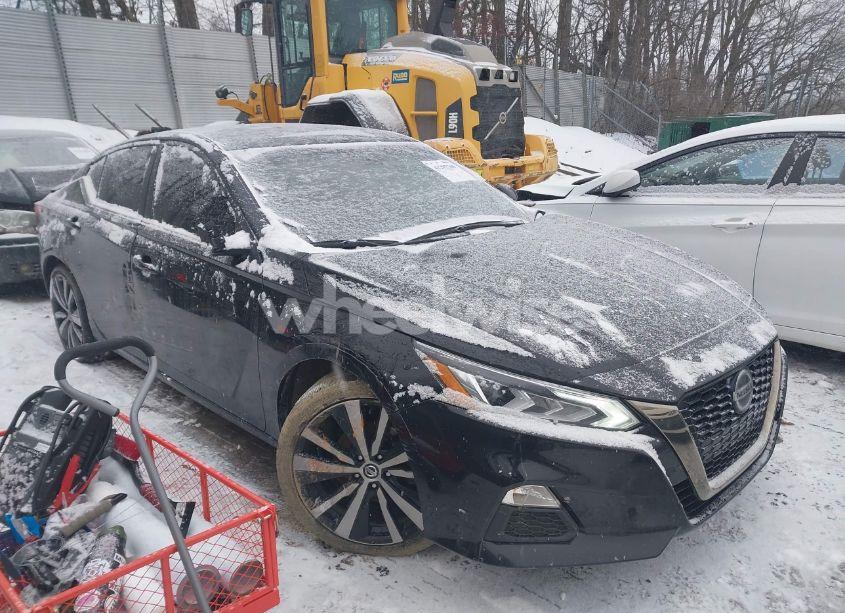 2021 Nissan Altima SR FWD (VIN 1N4BL4CV5MN410211) main photo