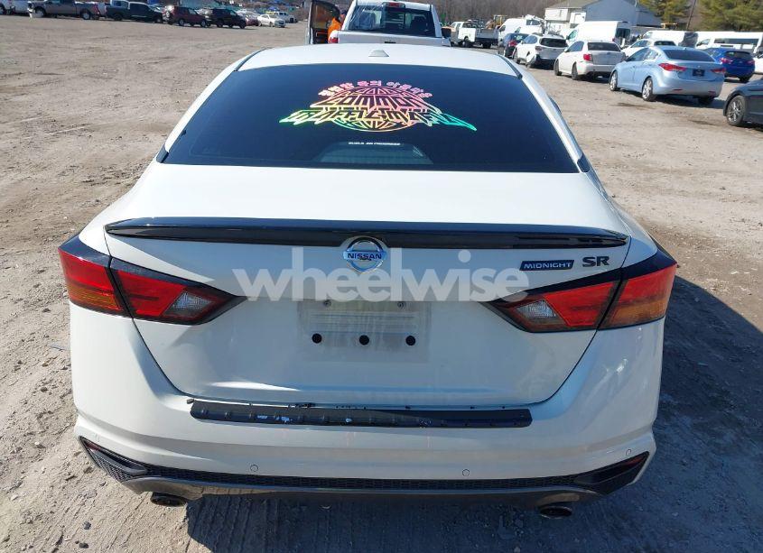 Photo 16 of 2022 Nissan Altima SR FWD (VIN 1N4BL4CV5NN301183)