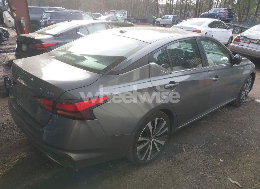 Photo 4 of 2022 Nissan Altima SR FWD (VIN 1N4BL4CV5NN319375)