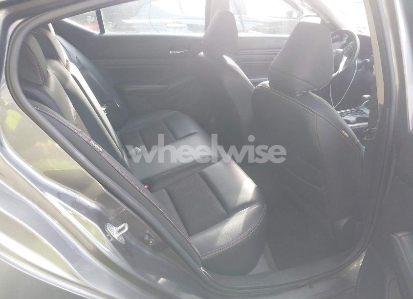 Photo 8 of 2022 Nissan Altima SR FWD (VIN 1N4BL4CV5NN319375)