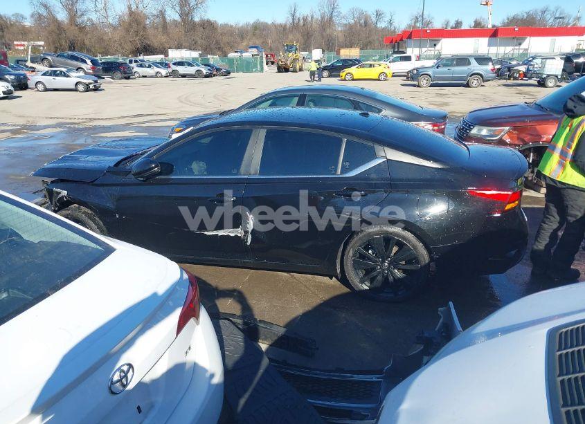Photo 15 of 2022 Nissan Altima SR FWD (VIN 1N4BL4CV5NN339626)