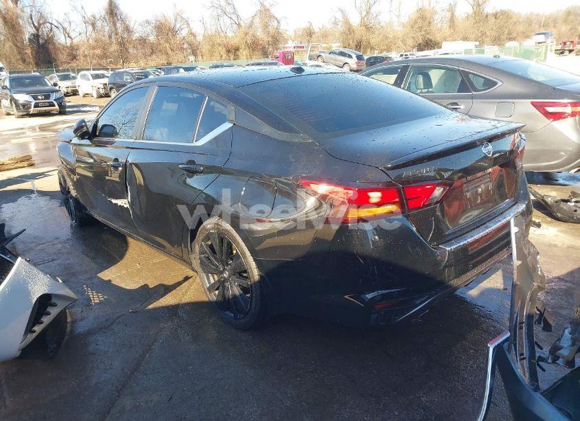 Photo 3 of 2022 Nissan Altima SR FWD (VIN 1N4BL4CV5NN339626)