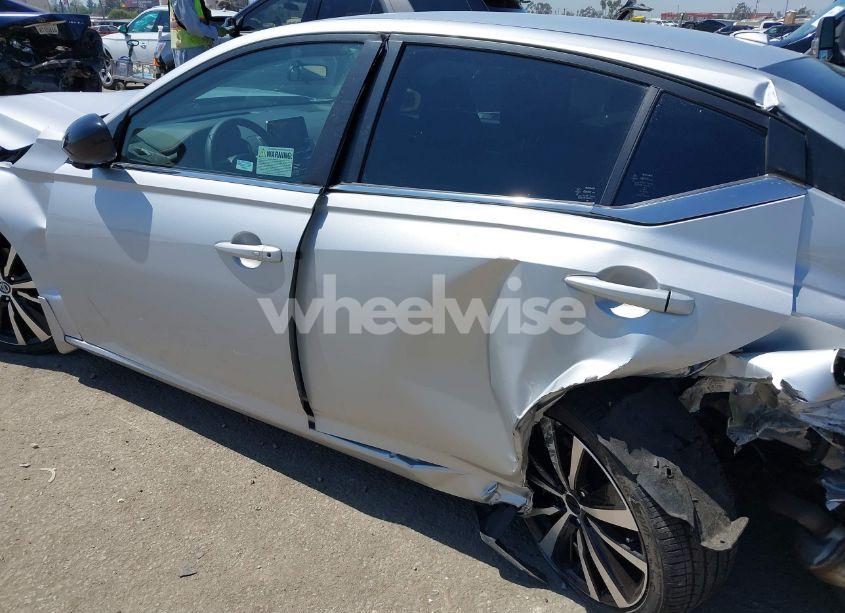 Photo 18 of 2022 Nissan Altima SR FWD (VIN 1N4BL4CV5NN340131)