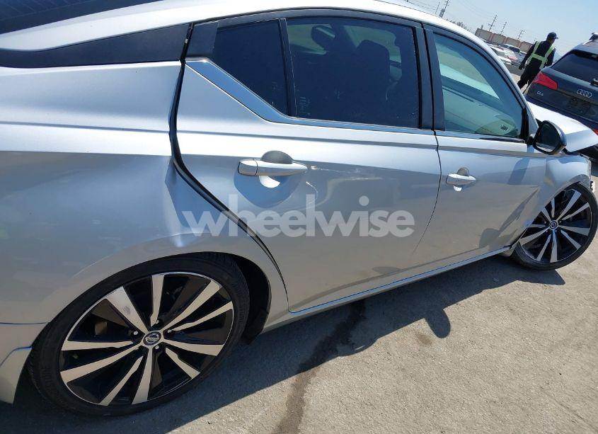 Photo 19 of 2022 Nissan Altima SR FWD (VIN 1N4BL4CV5NN340131)