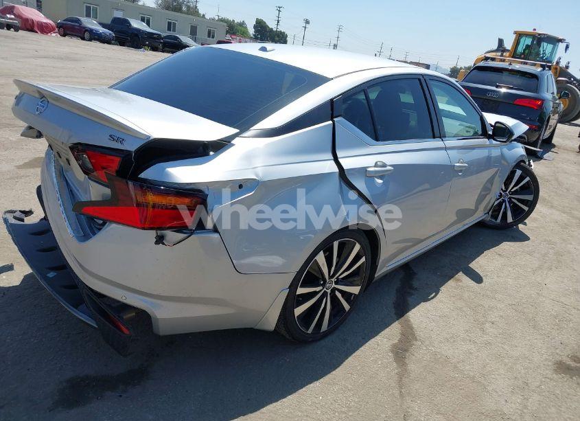 Photo 4 of 2022 Nissan Altima SR FWD (VIN 1N4BL4CV5NN340131)