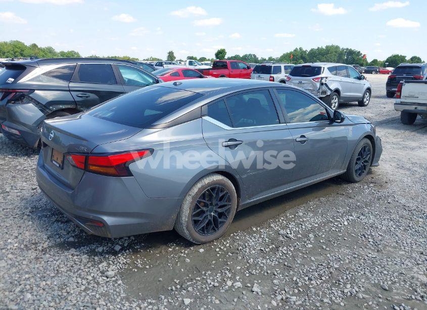 Photo 4 of 2022 Nissan Altima SR FWD (VIN 1N4BL4CV5NN346446)