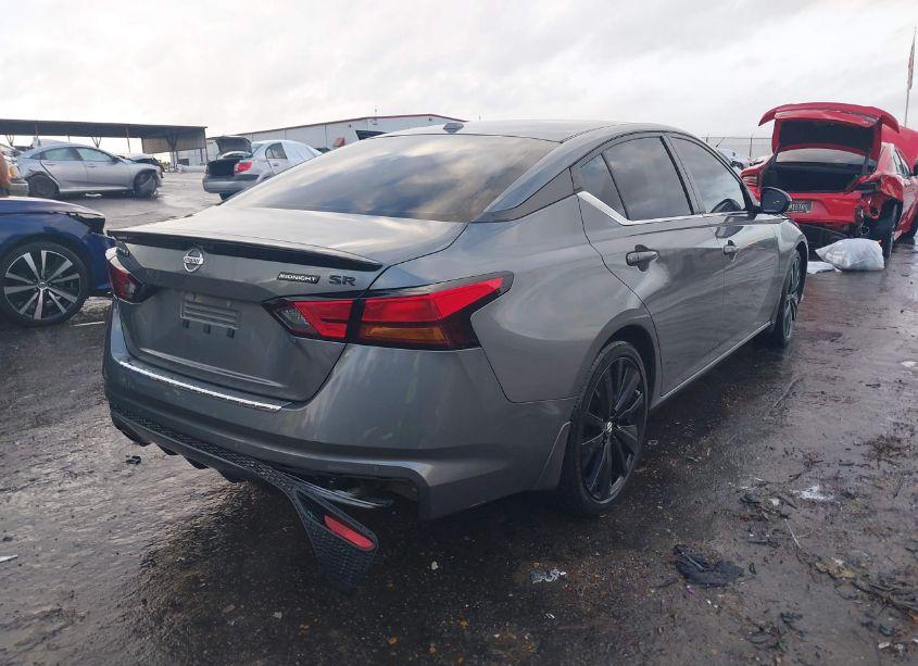 Photo 6 of 2022 Nissan Altima SR FWD (VIN 1N4BL4CV5NN363568)